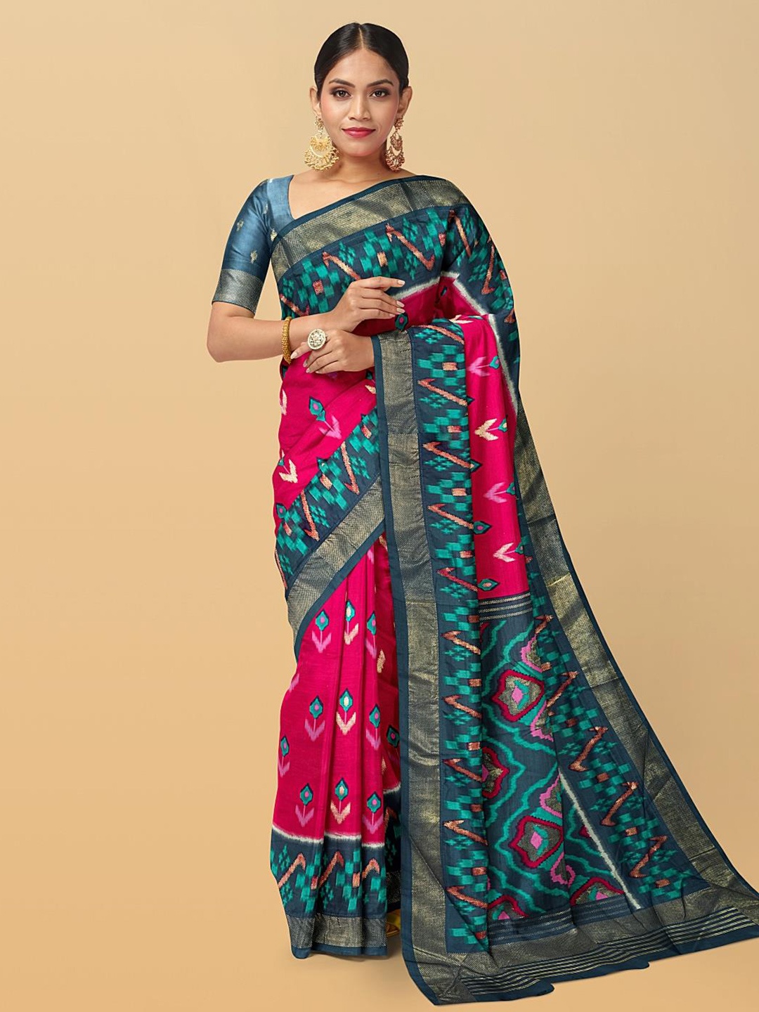

Kalamandir Ikkat Printed Zari Saree, Pink