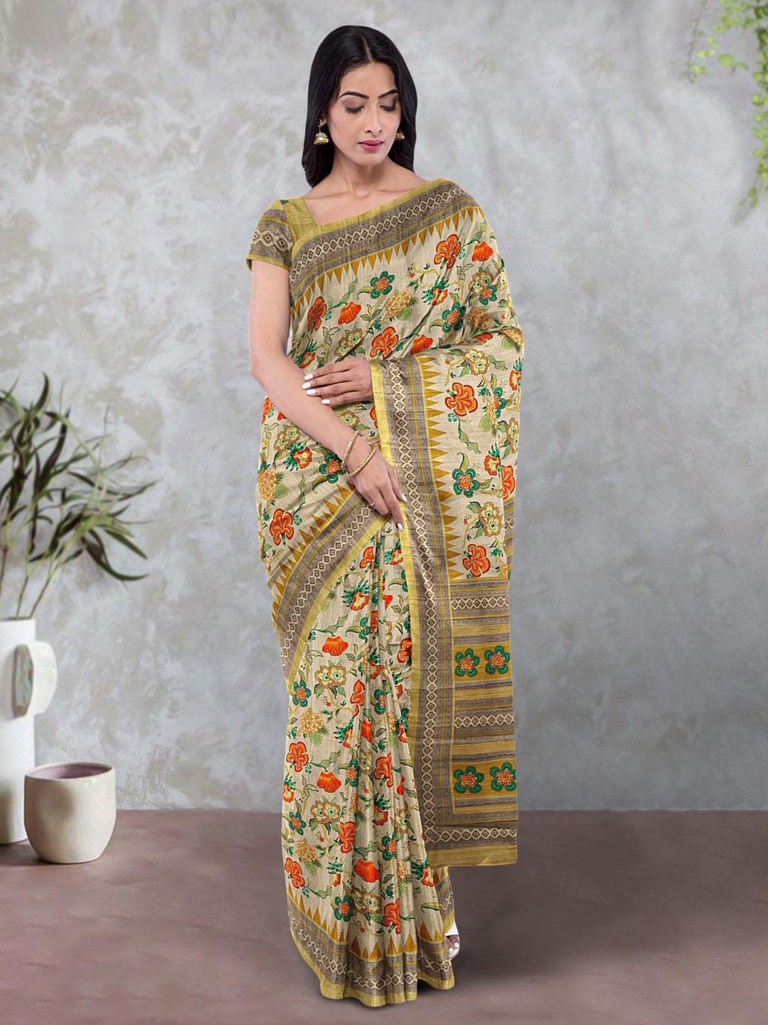 

Kalamandir Floral Printed Silk Blend Saree, Beige