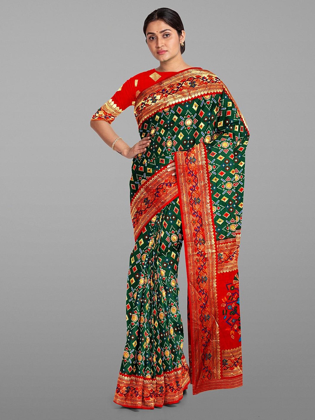 

Kalamandir Ethnic Motifs Zari Ikkat Saree, Green