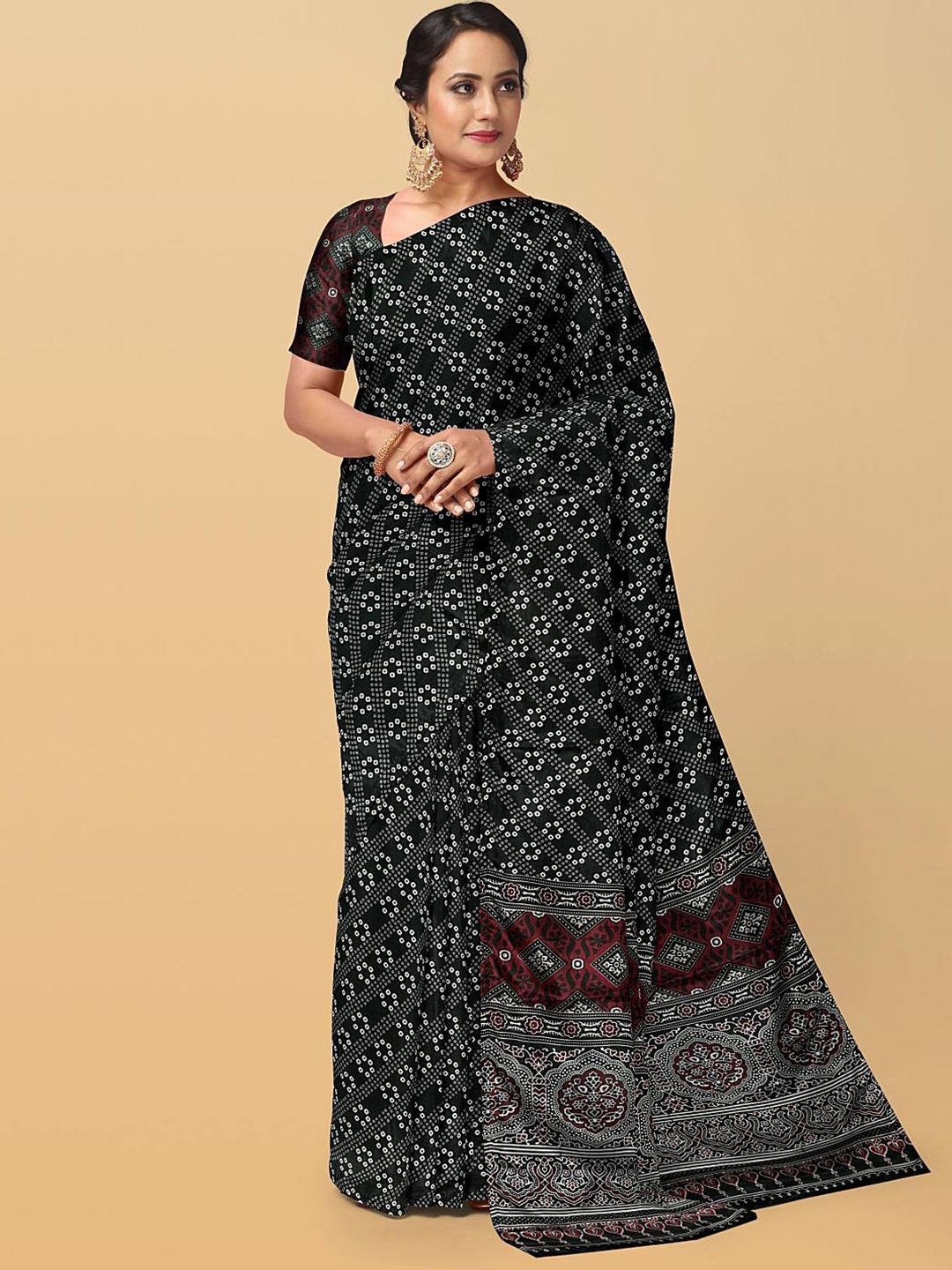 

Kalamandir Bandhani Silk Blend Saree With Blouse Piece, Black
