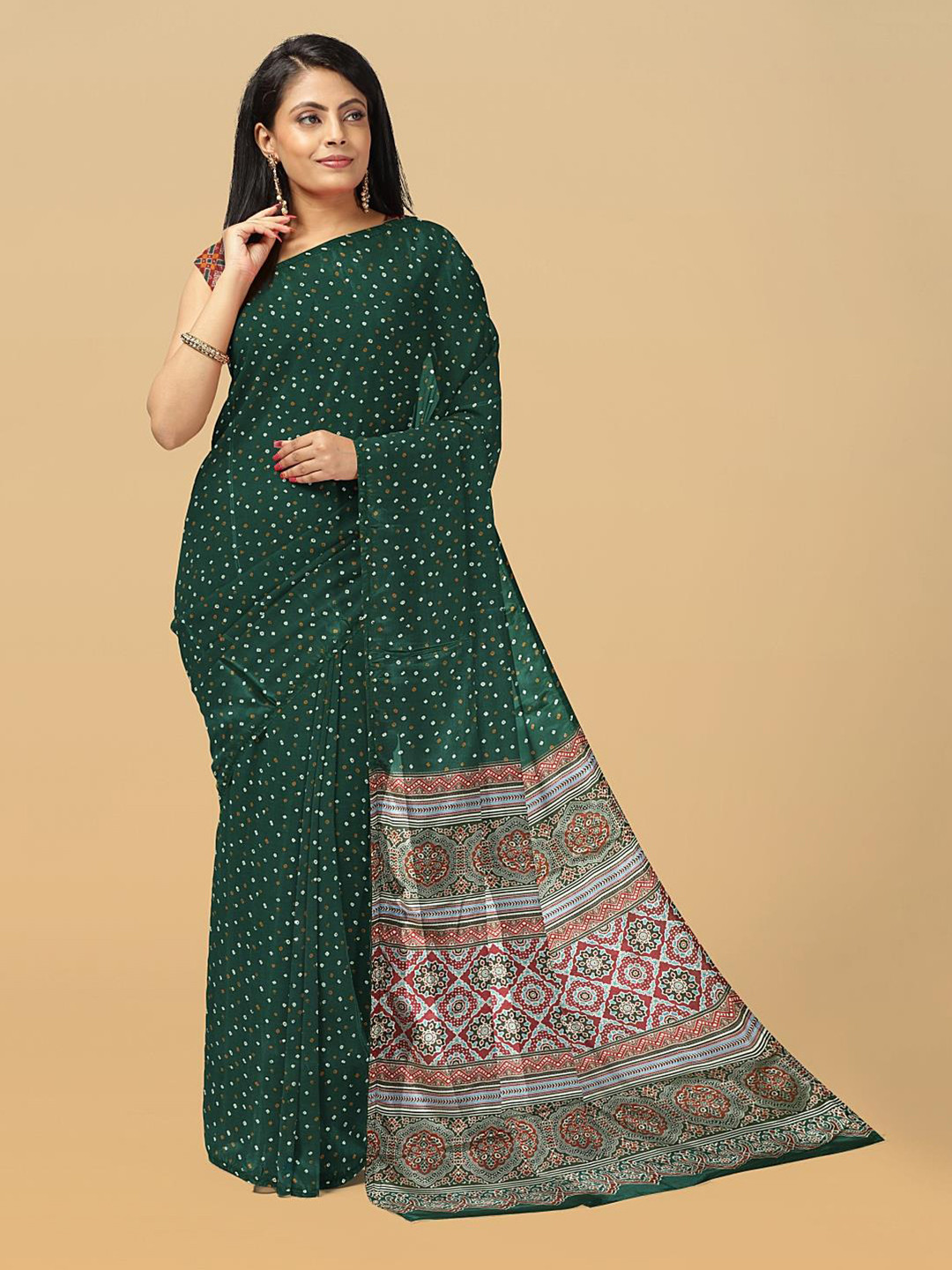 

Kalamandir Bandhani Printed Saree, Green