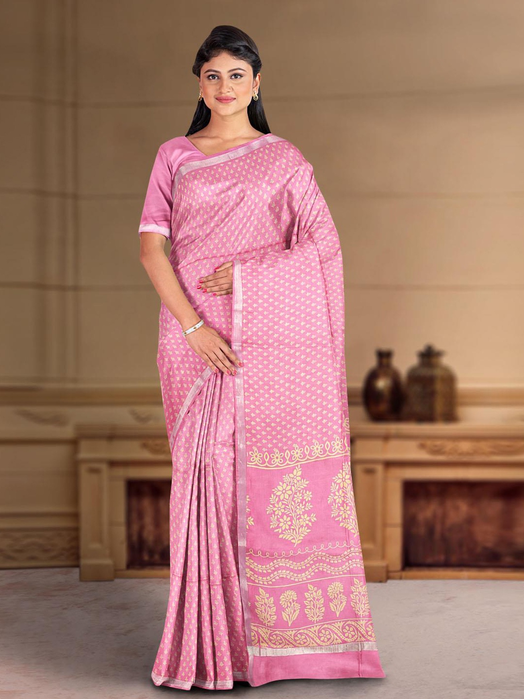 

Kalamandir Ethnic Motifs Printed Zari Saree, Pink