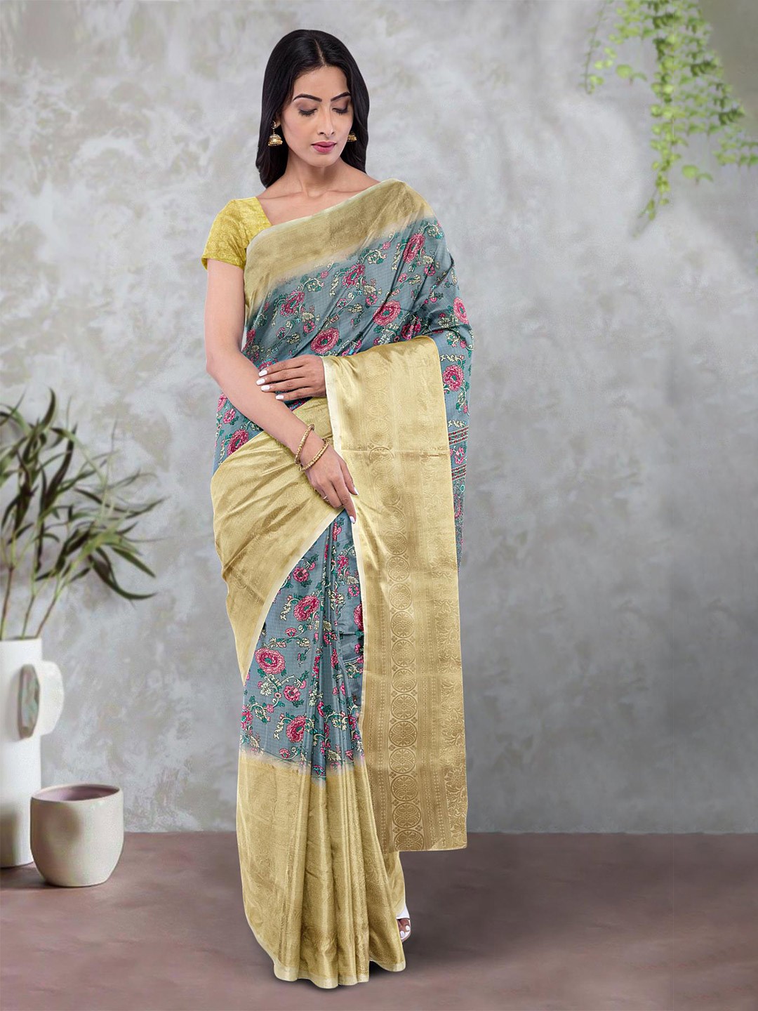 

Kalamandir Floral Printed Zari Saree, Grey