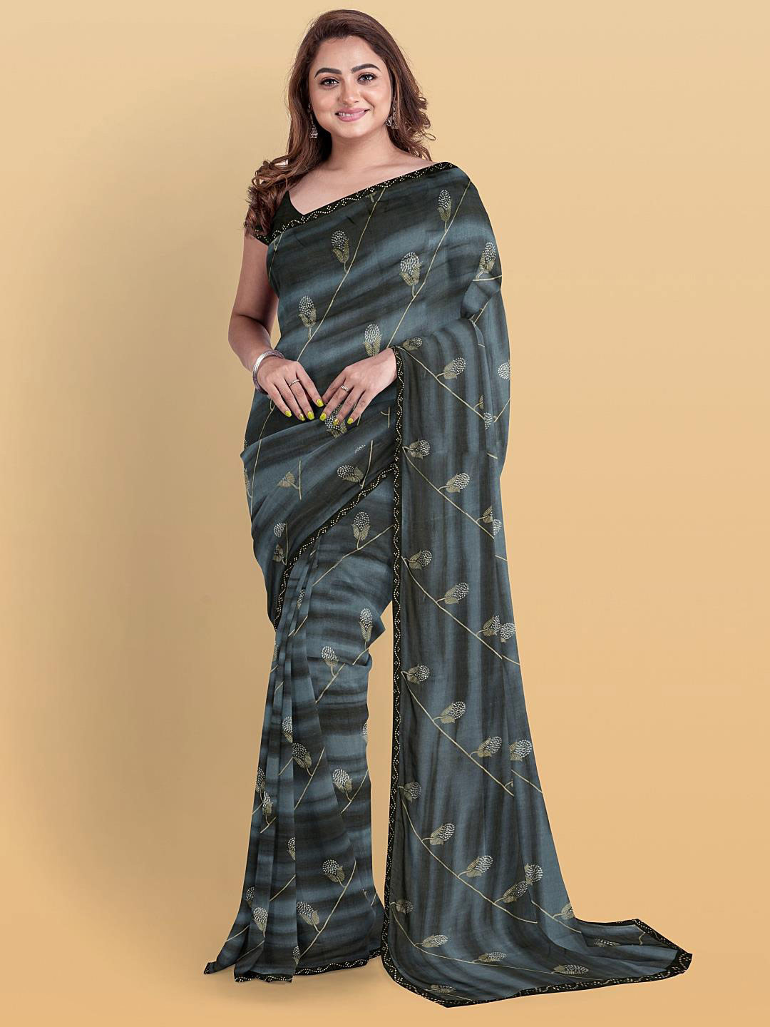 

Kalamandir Floral Printed Beads And Stones Embellished Saree, Grey