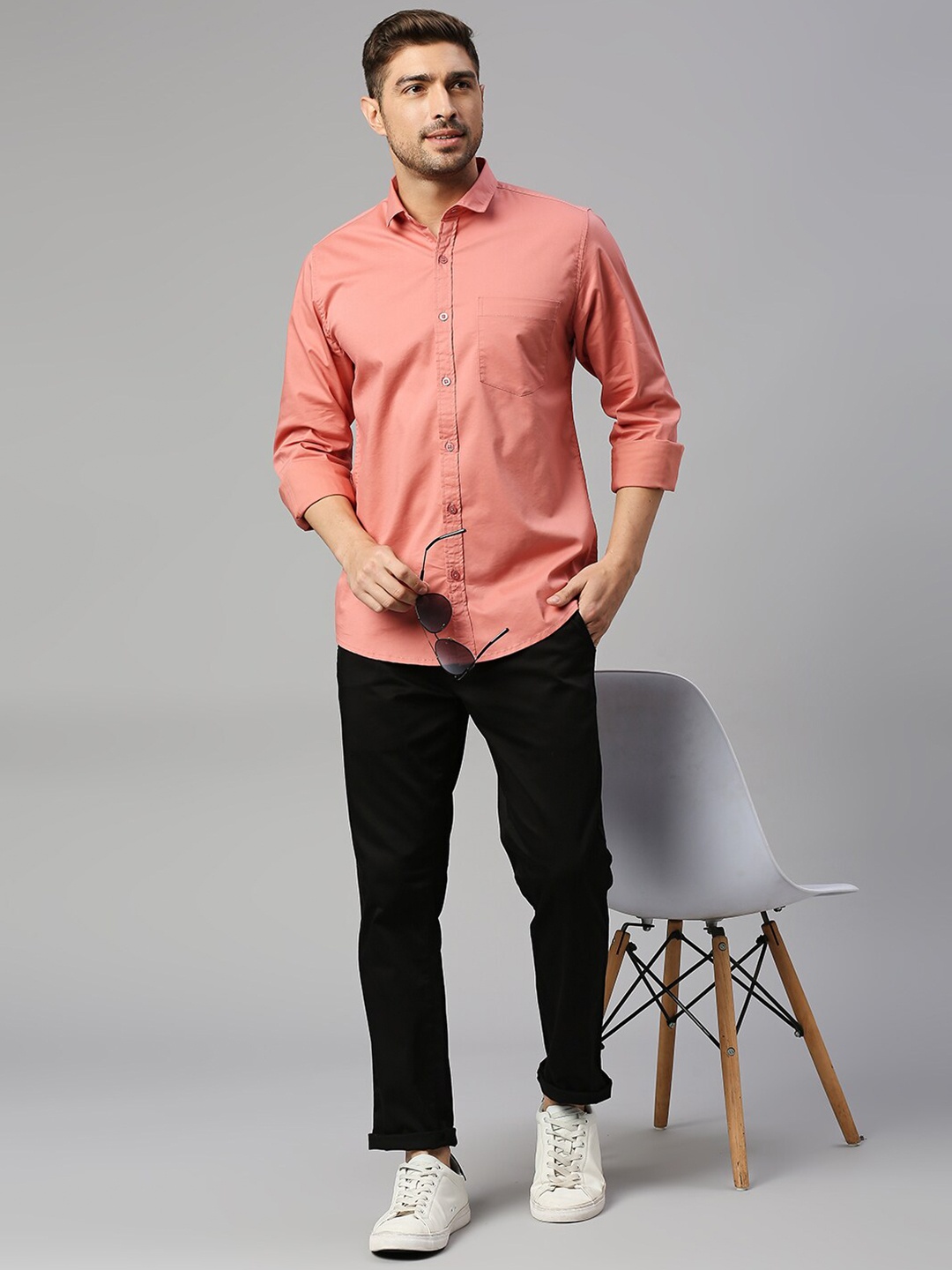 

Mast & Harbour Coral Spread Collar Slim Fit Casual Shirt