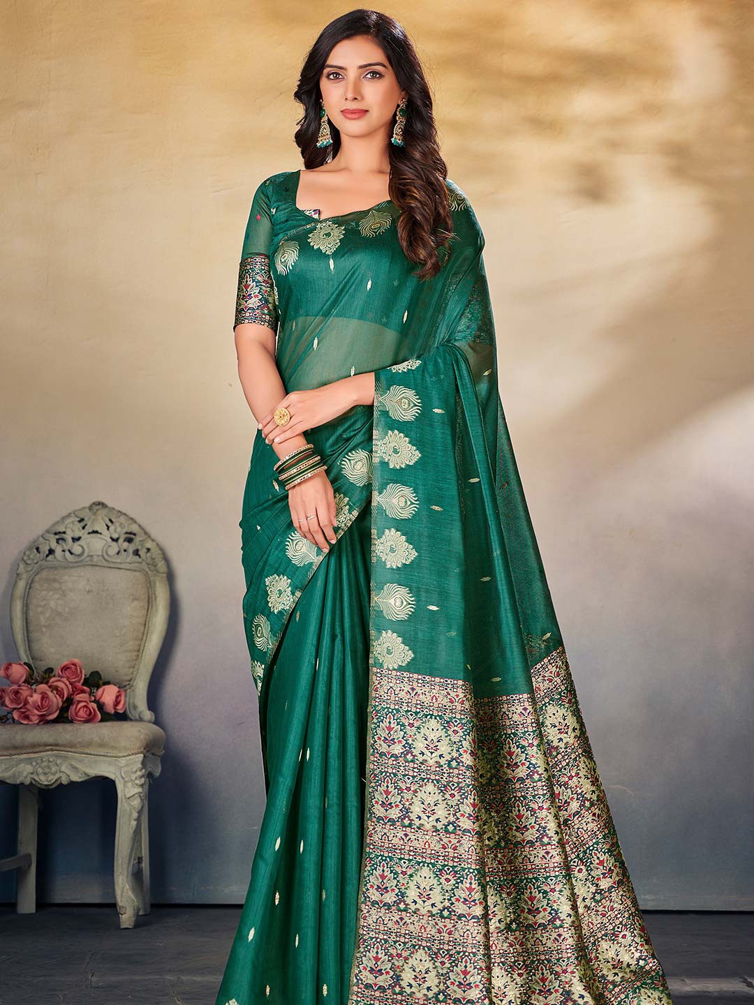 

KARAGIRI Ethnic Motif Woven Design Zari Cotton Saree, Green