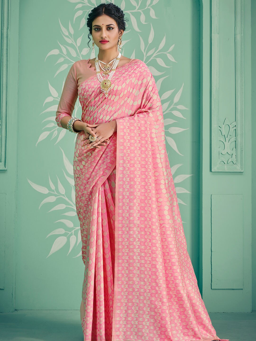 

KARAGIRI Geometric Woven Design Zari Saree, Pink