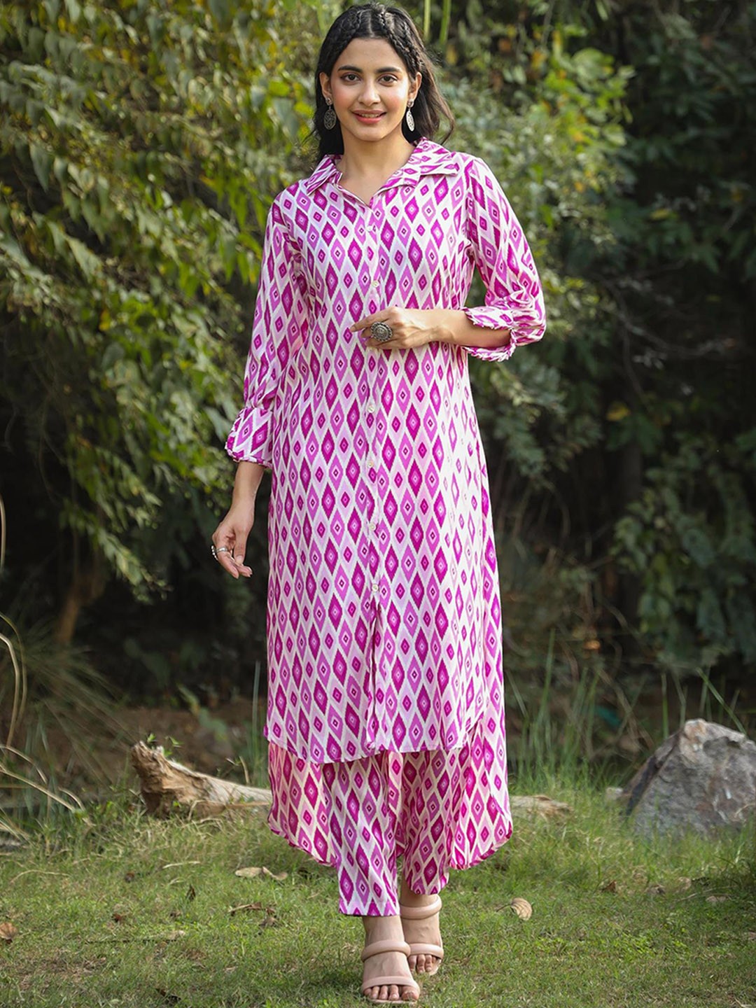 

SCAKHI Women Ikat Printed Three-Quarter Sleeves High Low Co-Ord Set, Purple