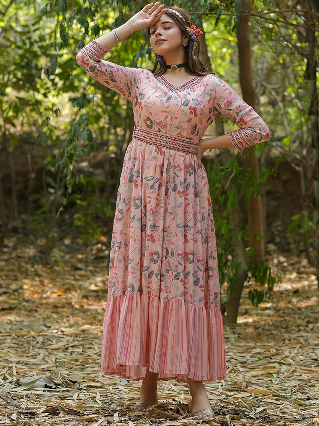 

SCAKHI Floral Printed V Neck A-Line Ethnic Dress With Belt, Peach