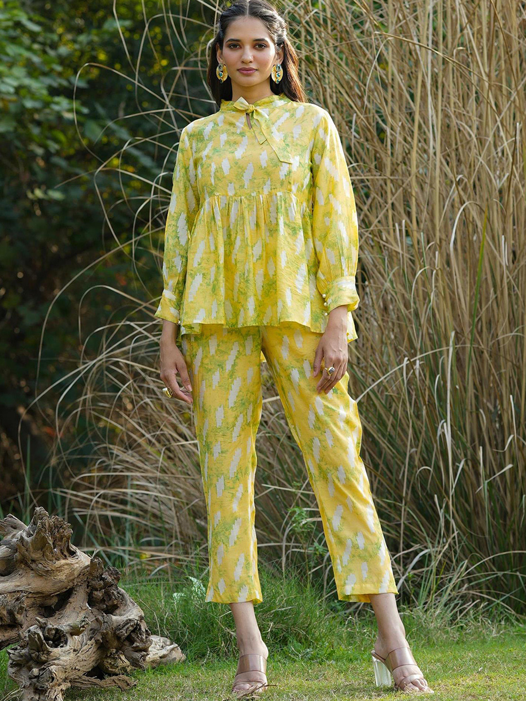 

SCAKHI Printed Tie-Up Neck Cuffed Sleeves Tunic with Trousers Co-Ords, Yellow