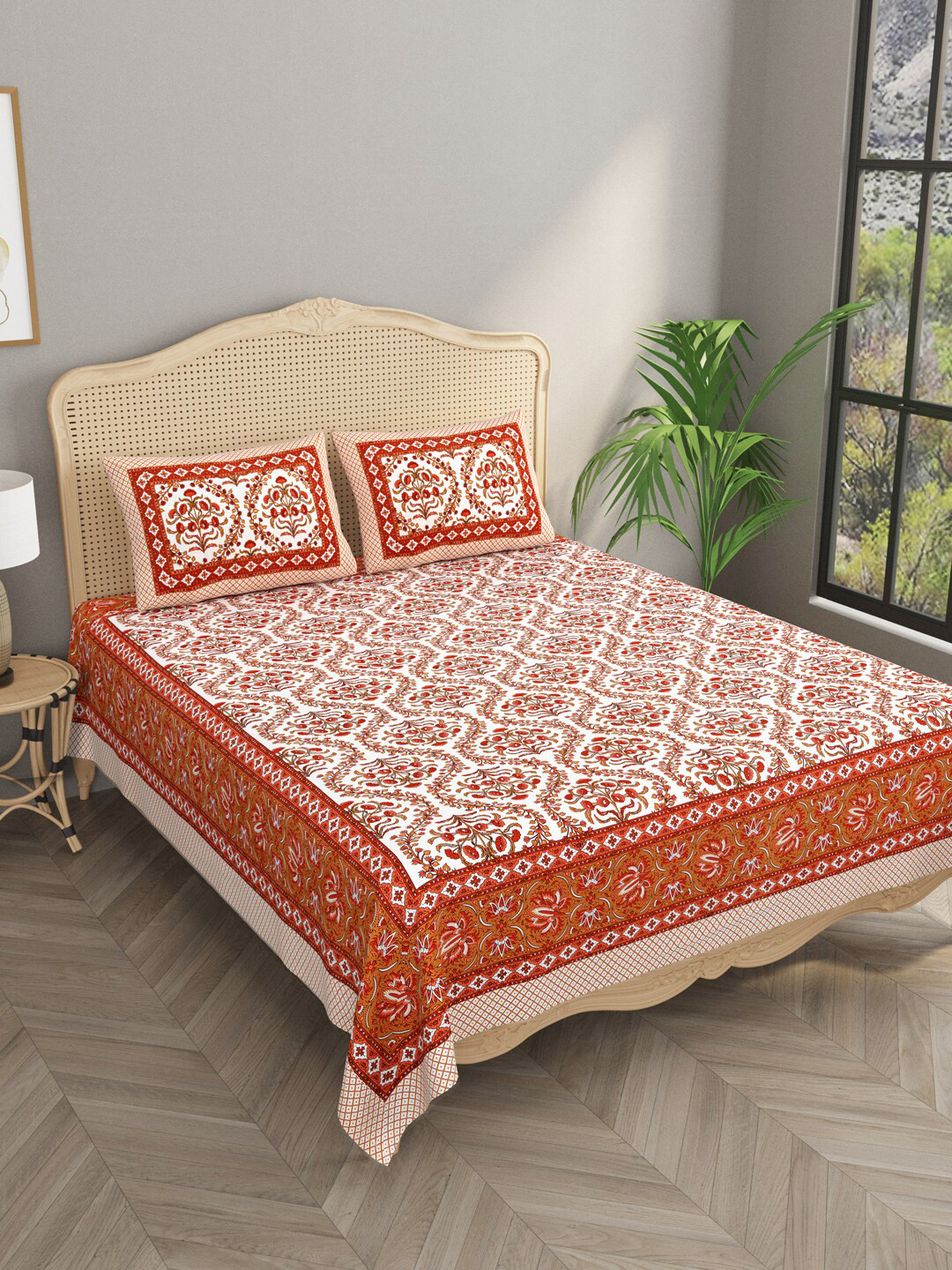 

Gulaab Jaipur Red & White Printed 400 TC Cotton King Bedsheet & 2 Pillow Covers