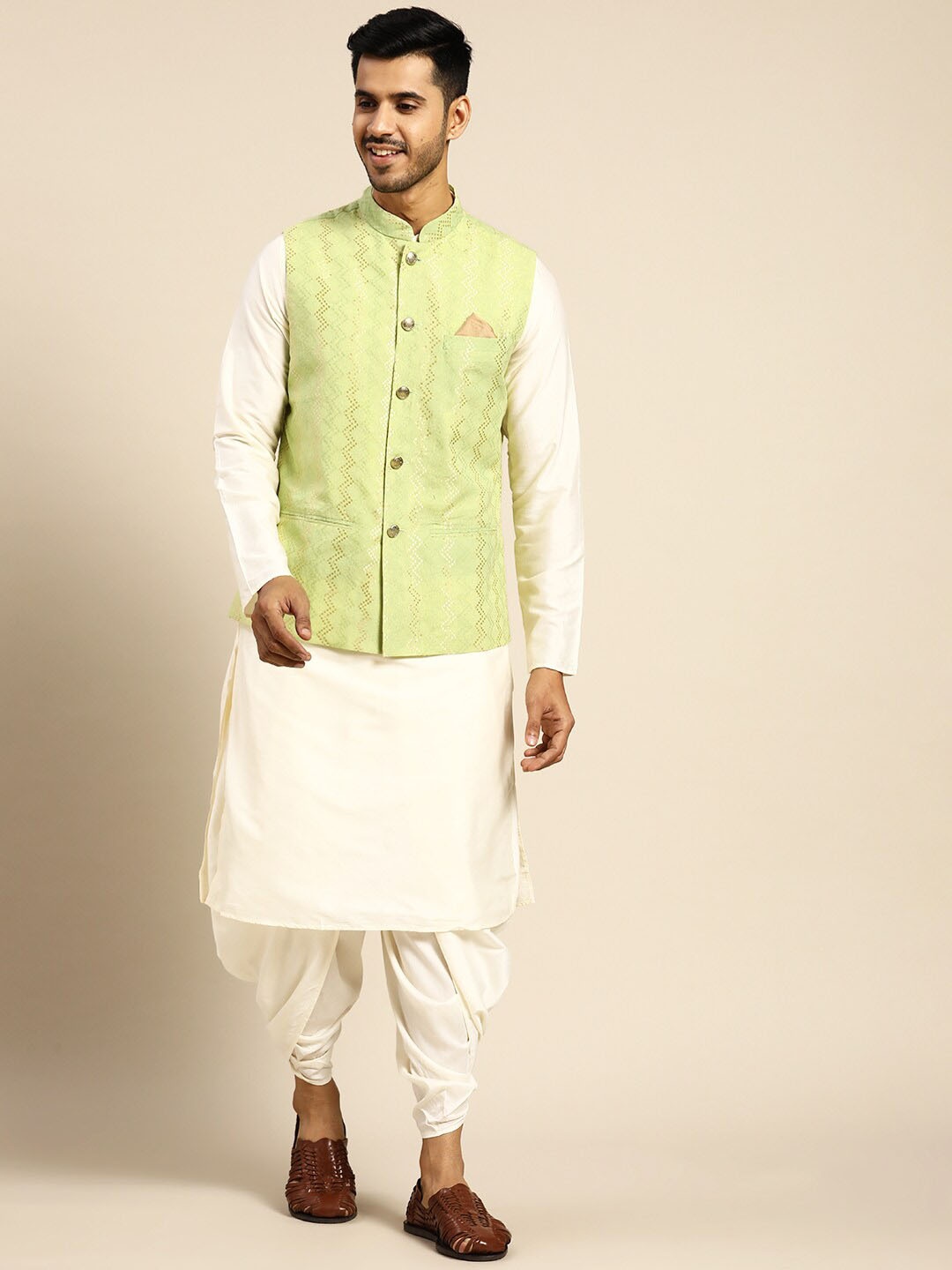 

KISAH Mandarin Collar Pure Cotton Kurta With Dhoti Pants & Nehru Jacket, Green