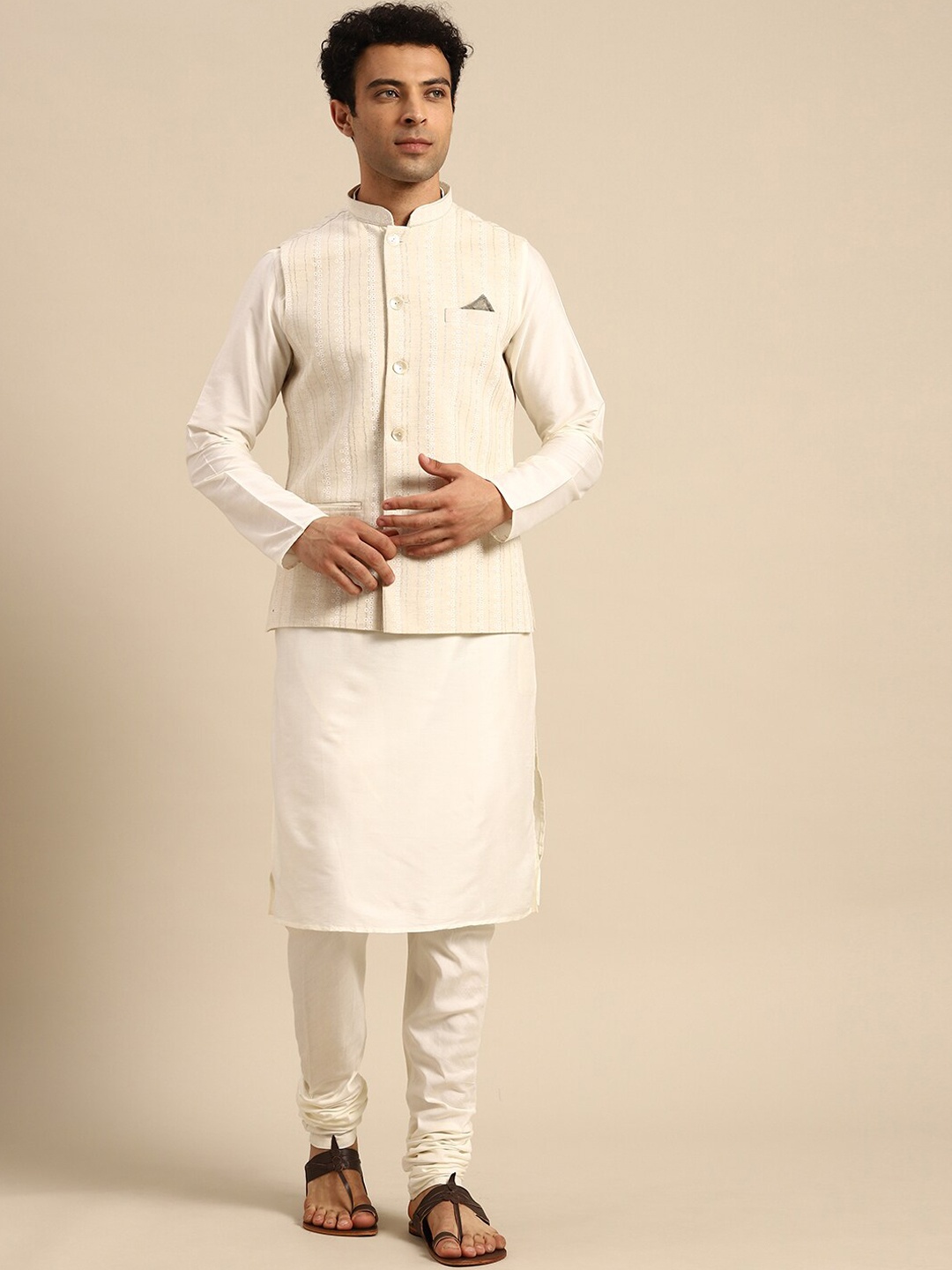 

KISAH Mandarin Collar Pure Cotton Kurta with Churidar & Nehru jacket, Off white