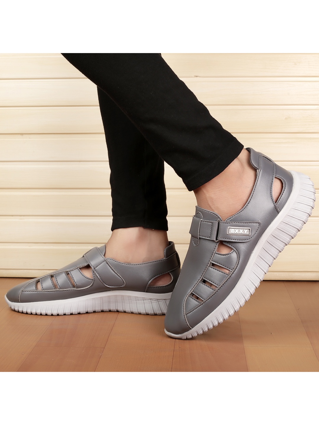 

Bxxy Men Sweat Control Beathable Cushioning Shoe-Style Sandals, Grey