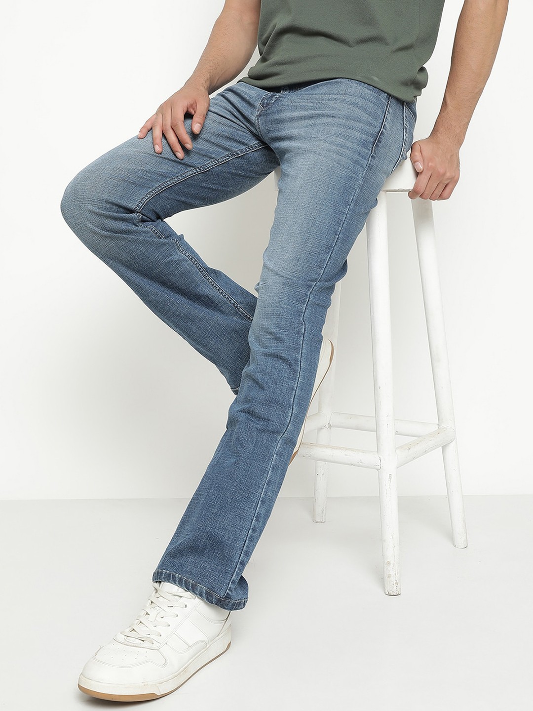 

Octave Men Mid-Rise Heavy fade Stretchable Cotton Jeans, Blue