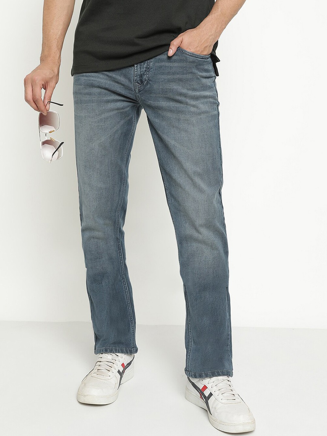 

Octave Men Mid-Rise Heavy Faded Medium Shade Stretchable Jeans, Navy blue