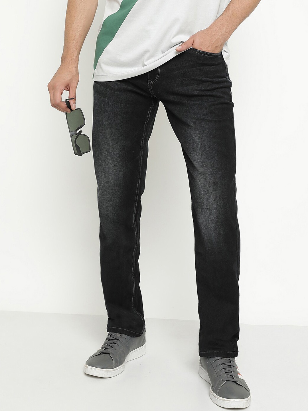 

Octave Men Mid-Rise Dark Shade Light Fade Clean Look Stretchable Jeans, Black