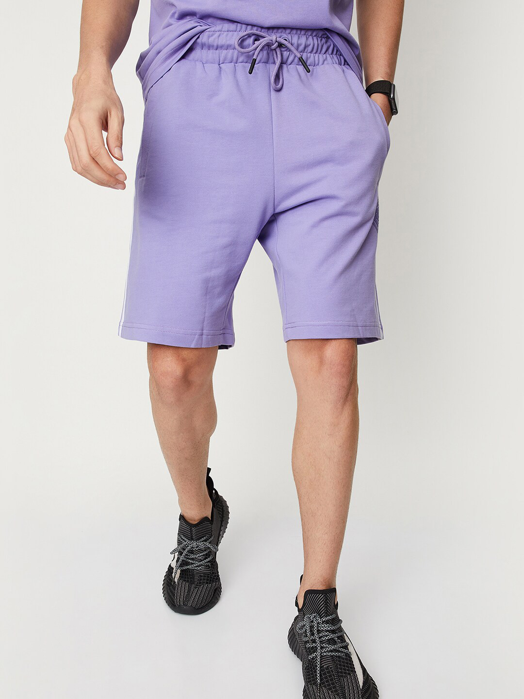 

max Men Mid-Rise Sports Shorts, Purple