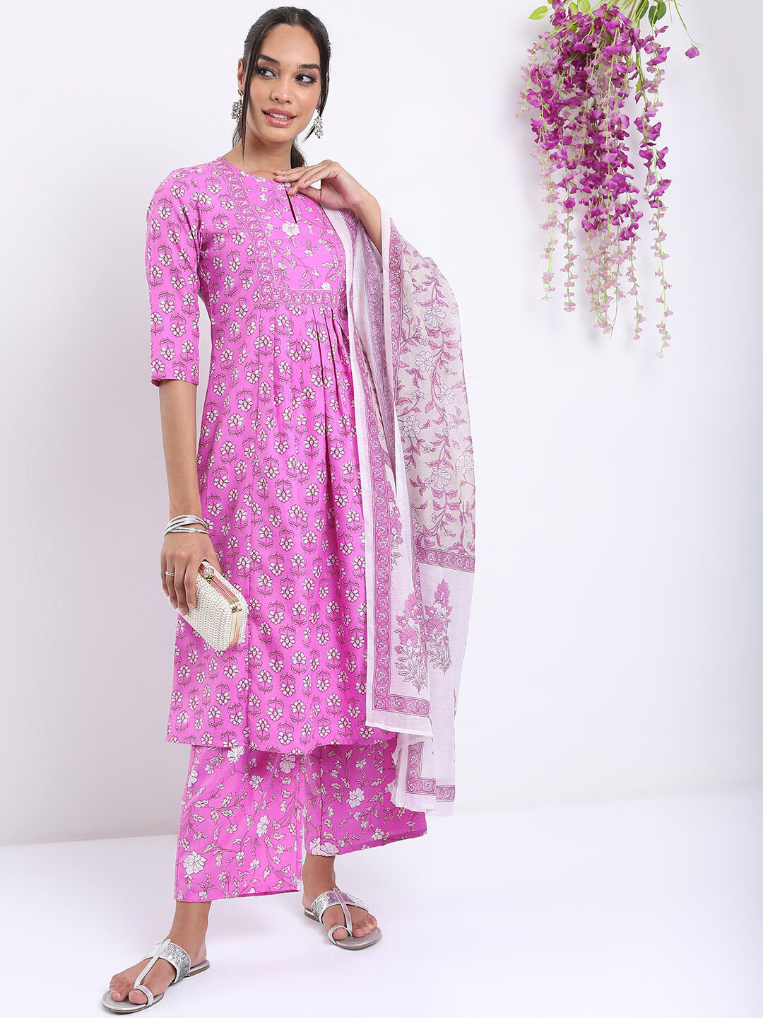 

Vishudh Pink Floral Printed Regular Kurta with Palazzos & With Dupatta