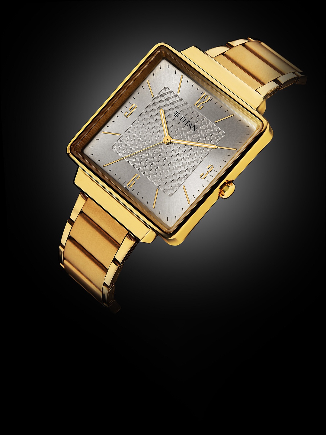 Titan Men Brass Dial & Stainless Steel Bracelet Style Straps Analogue Watch 10005YM02, Silver