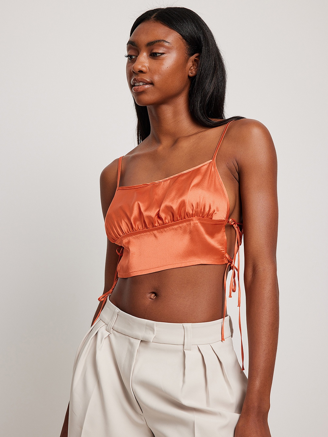 

NA-KD Shoulder Straps Satin Crop Top, Orange