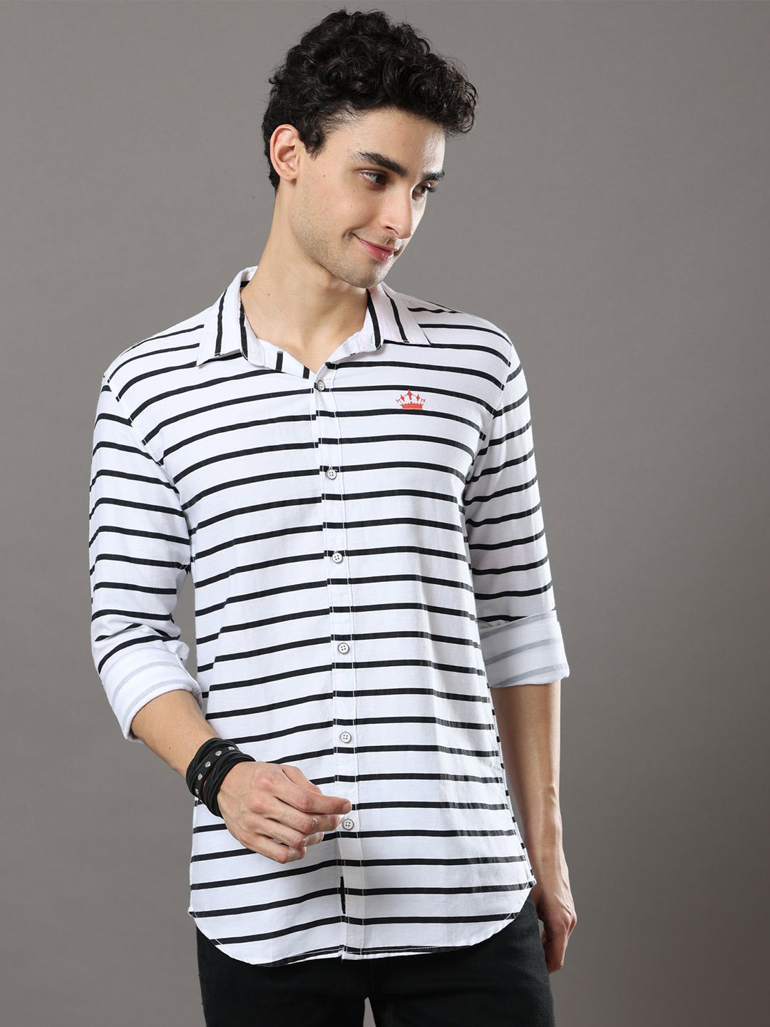 

Reslag Spread Collar Stripes Slim Fit Cotton Casual Shirt, Black