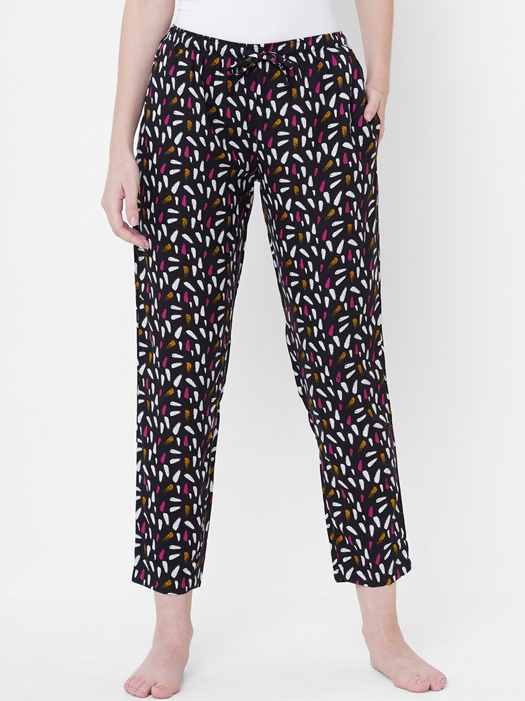 URBAN SCOTTISH Women Printed Lounge Pants, Black