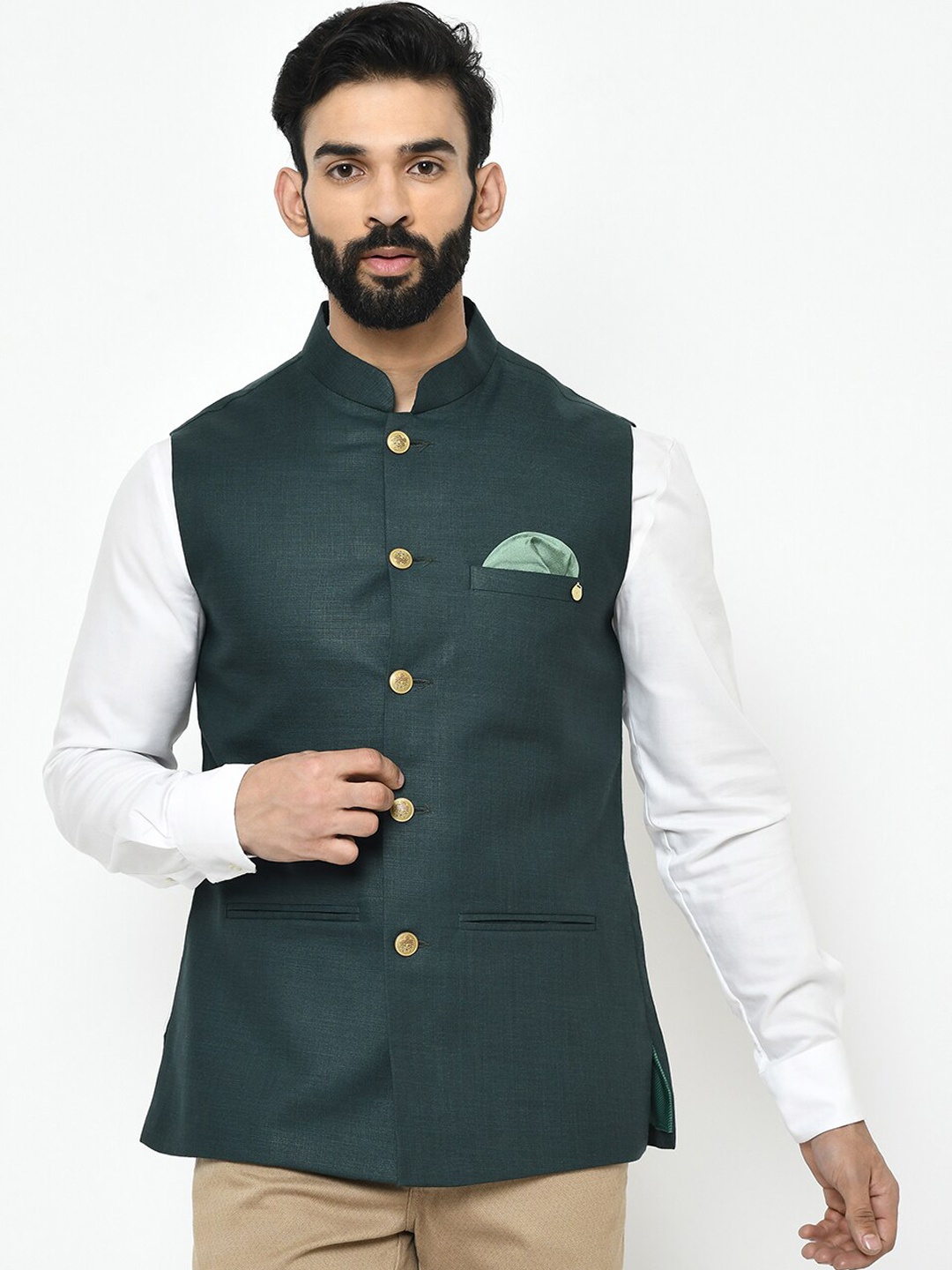 

KISAH Men Solid Zari Regular Fit Nehru Jacket, Green