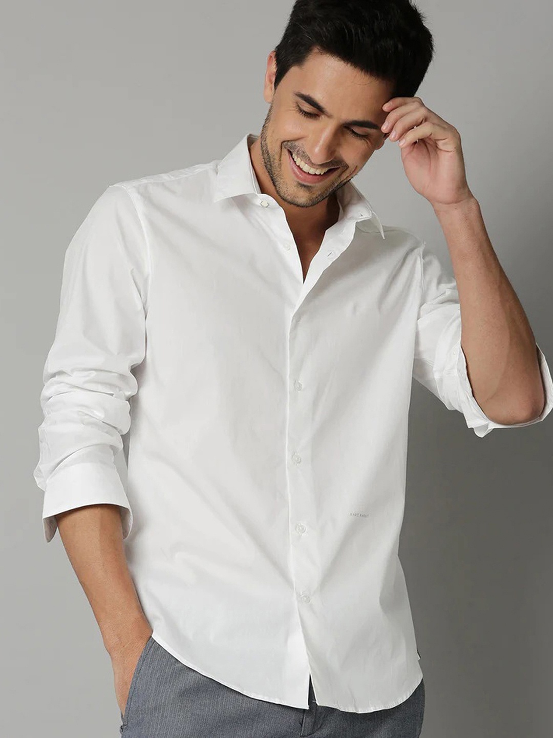 

FUBAR Modern Spread Collar Casual Shirt, White