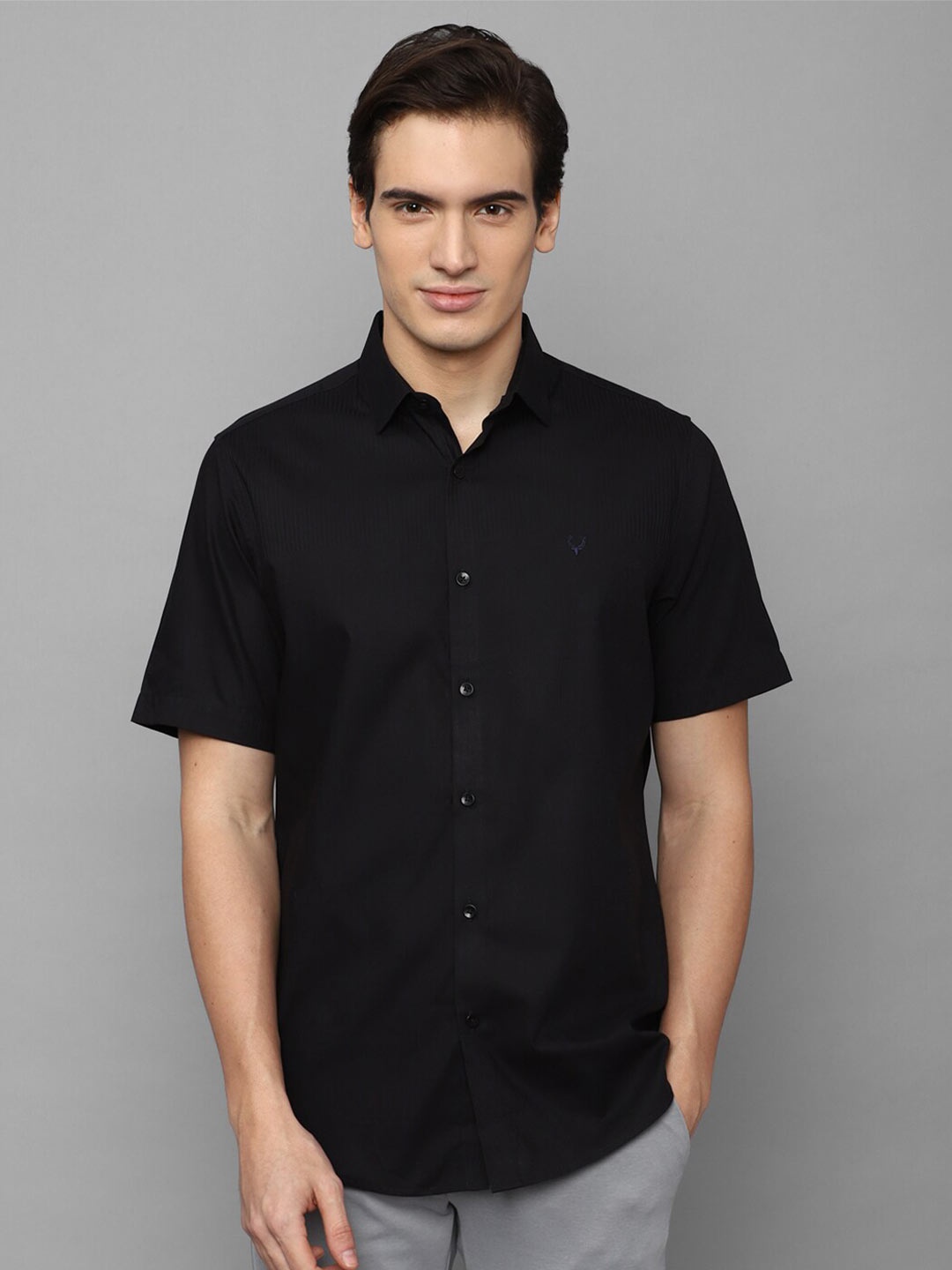 

Allen Solly Spread Collar Slim Fit Pure Cotton Casual Shirt, Black
