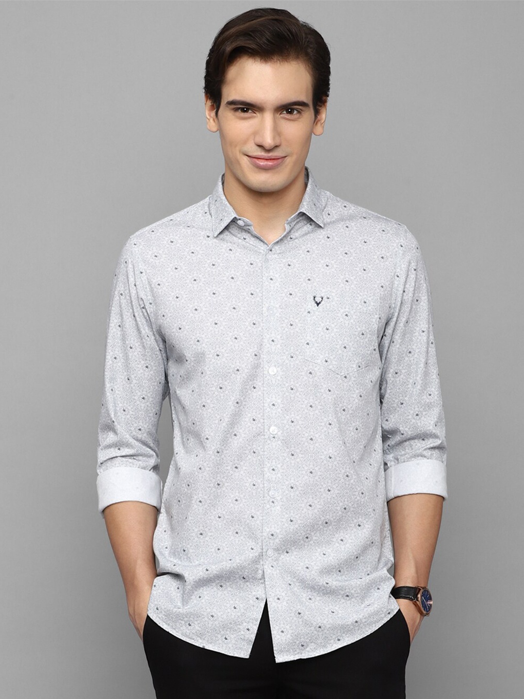 

Allen Solly Spread Collar Slim Fit Floral Printed Pure Cotton Casual Shirt, White