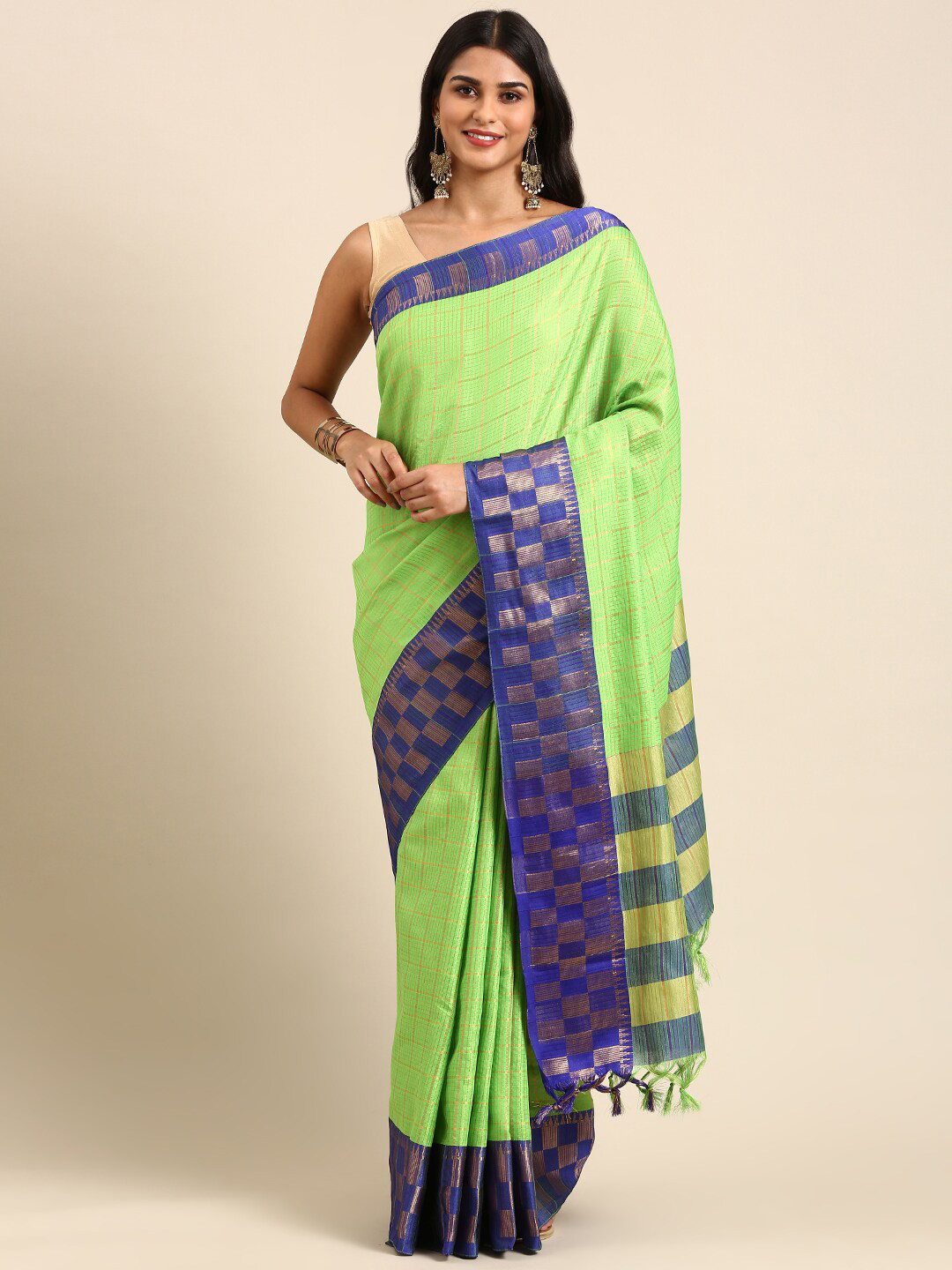 

Anouk Ethnic Motif Silk Blend Kanjeevaram Zari Saree, Fluorescent green