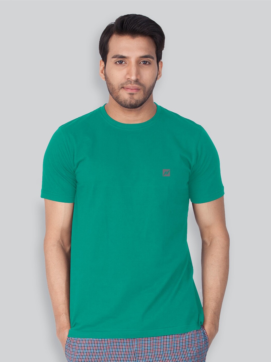 

LUX NITRO Round Neck Anti Odour Regular Fit T-Shirt, Green