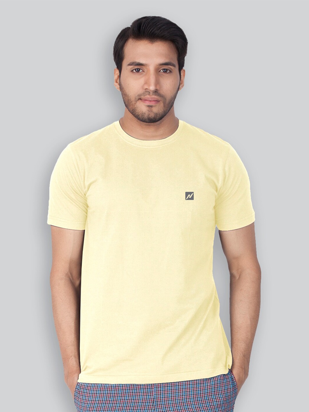 

LUX NITRO Round Neck Anti Odour Regular Fit T-Shirt, Cream