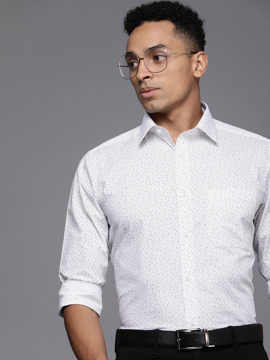 

Raymond Pure Cotton Slim Fit Printed Formal Shirt, White