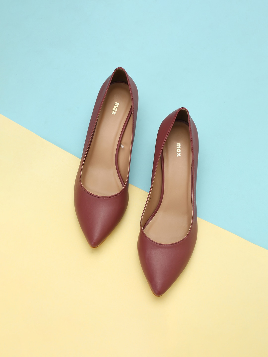 

max Pointed Toe Kitten Heel Pumps, Brown