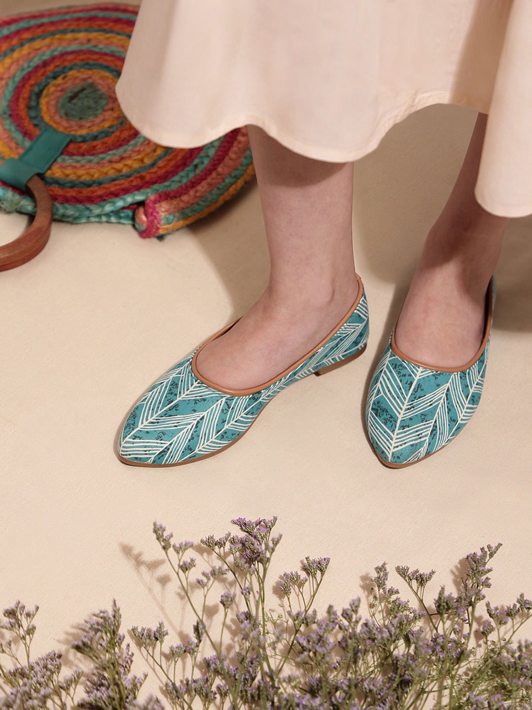 Kiana House Of Fashion Women Printed Pointed Toe Ballerinas, Blue