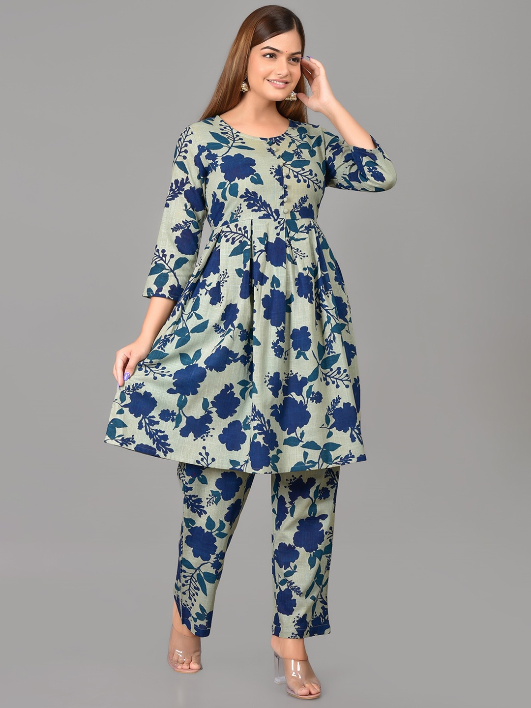 

SkyaSia Floral Printed Regular Kurta with Palazzos, Blue