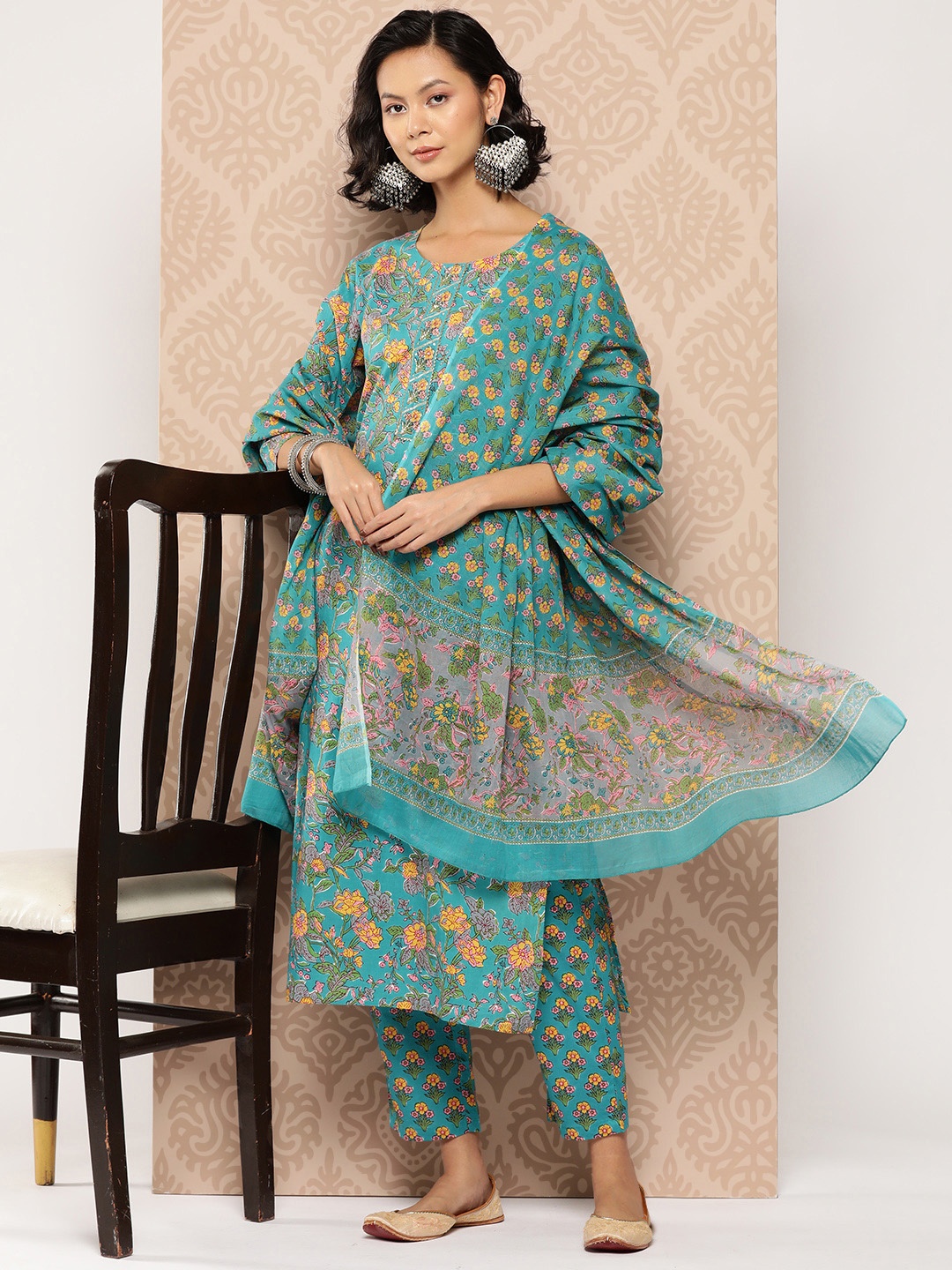 

Yufta Floral Printed Regular Pure Cotton Kurta with Trousers & Dupatta, Turquoise blue