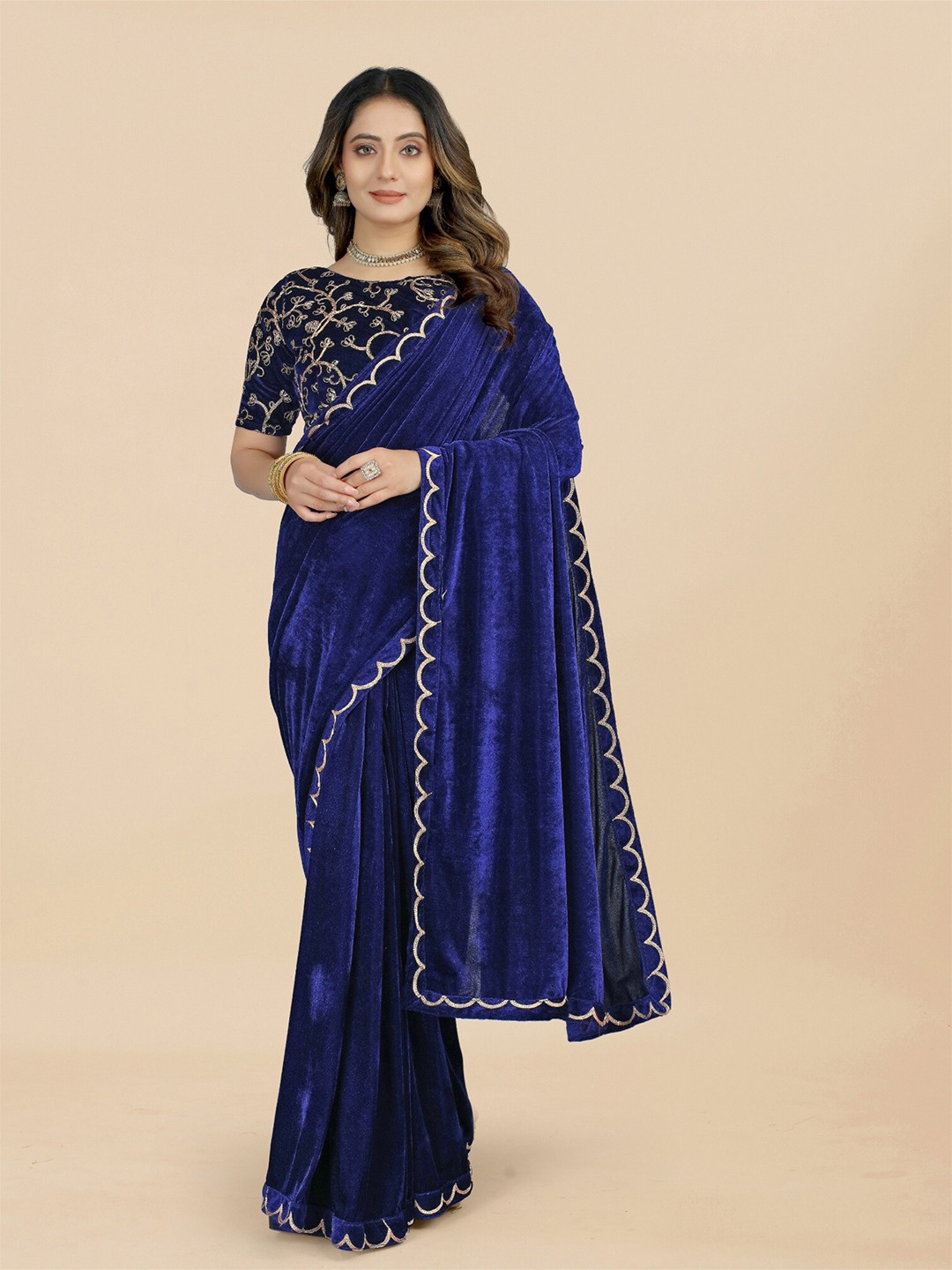 

APNISHA Embroidered Velvet Saree, Navy blue
