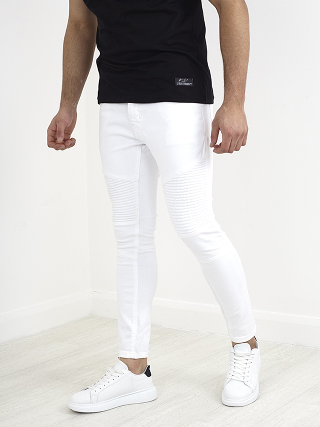 

BRAVE SOUL Men White Skinny Fit Stretchable Jeans