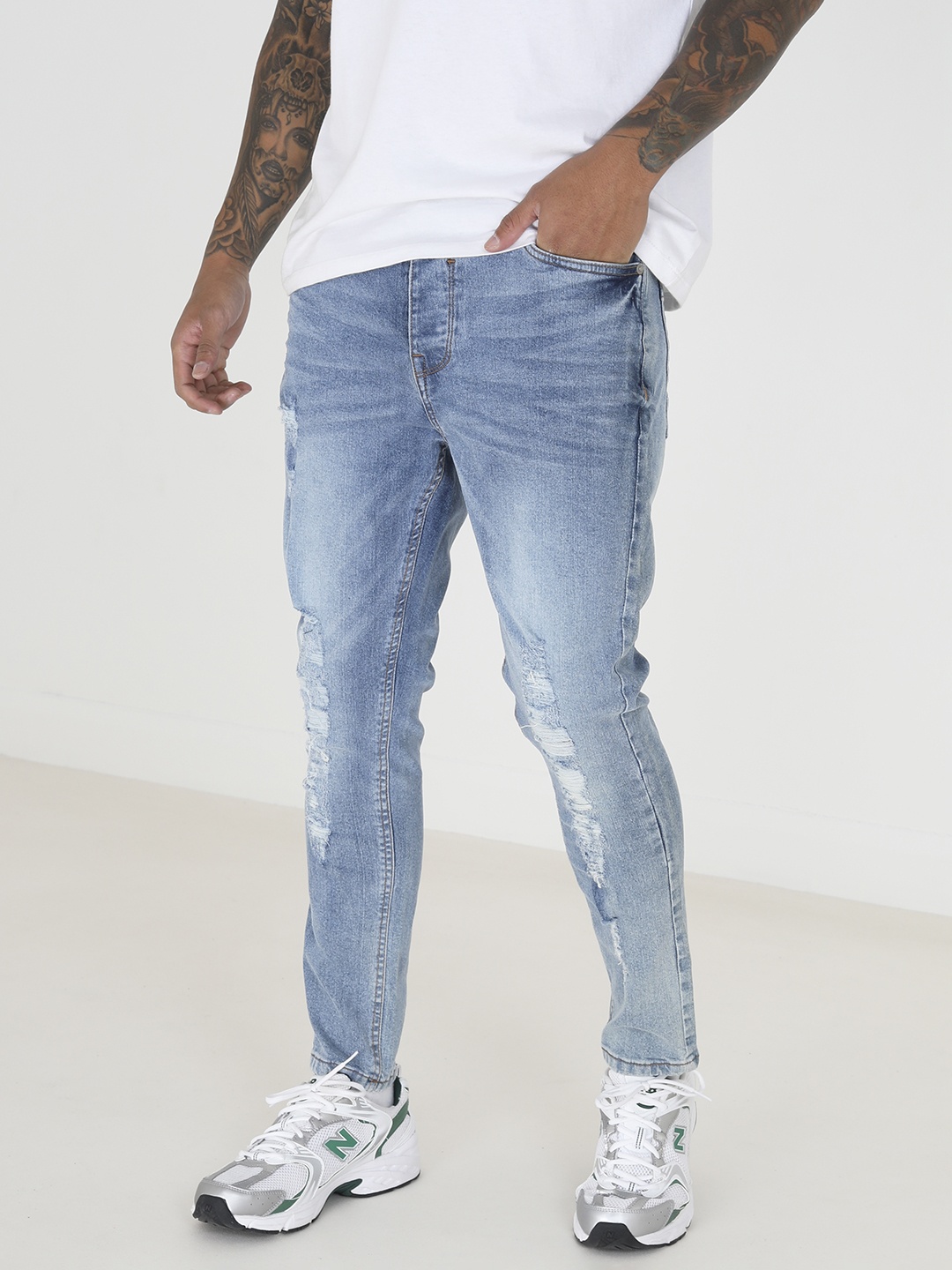 

BRAVE SOUL Men Skinny Fit Mildly Distressed Light Fade Stretchable Jeans, Blue
