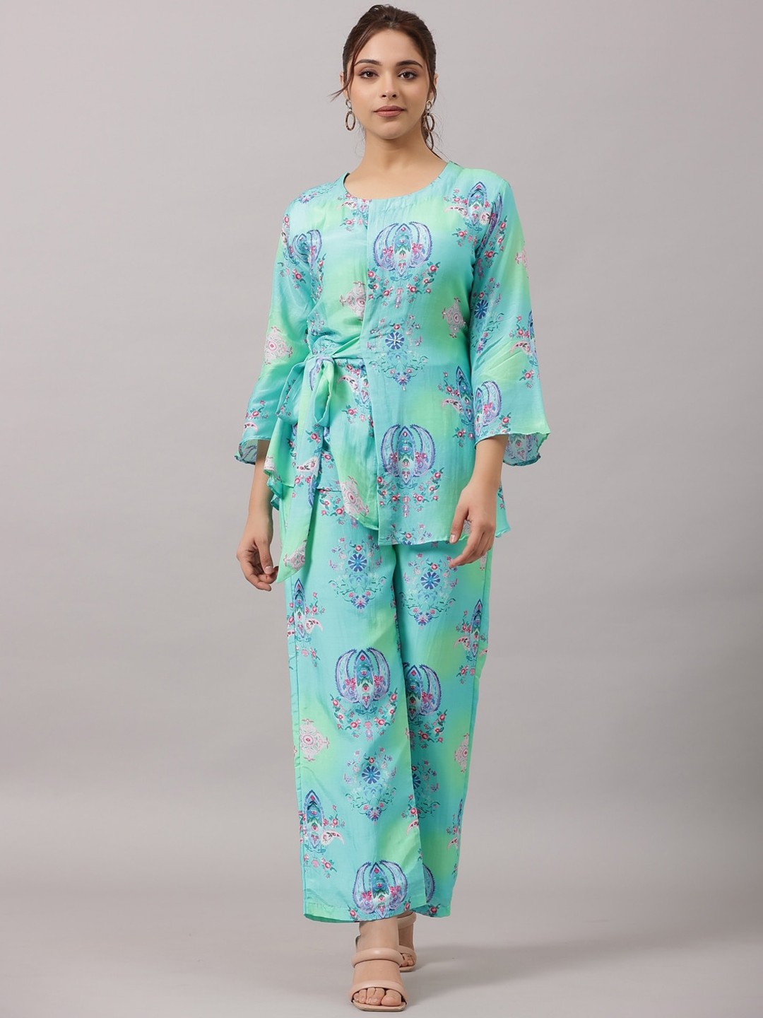 

Amchoor Printed Pure Cotton Round Neck Top With Palazzos Co-Ords, Turquoise blue