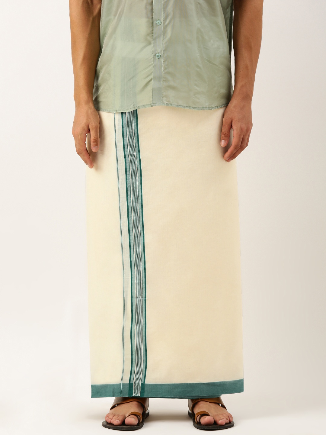 

THANGAMAGAN Men Pure Cotton Fancy Border Dhoti, Off white