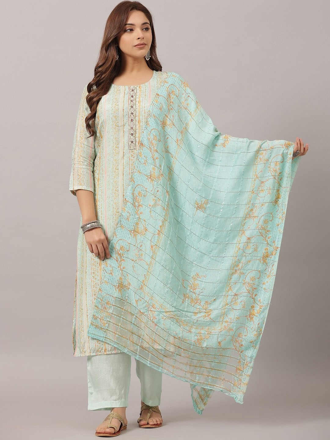 

Amchoor Ethnic Motifs Printed Thread Work Pure Cotton Kurta with Trousers & Dupatta, Green