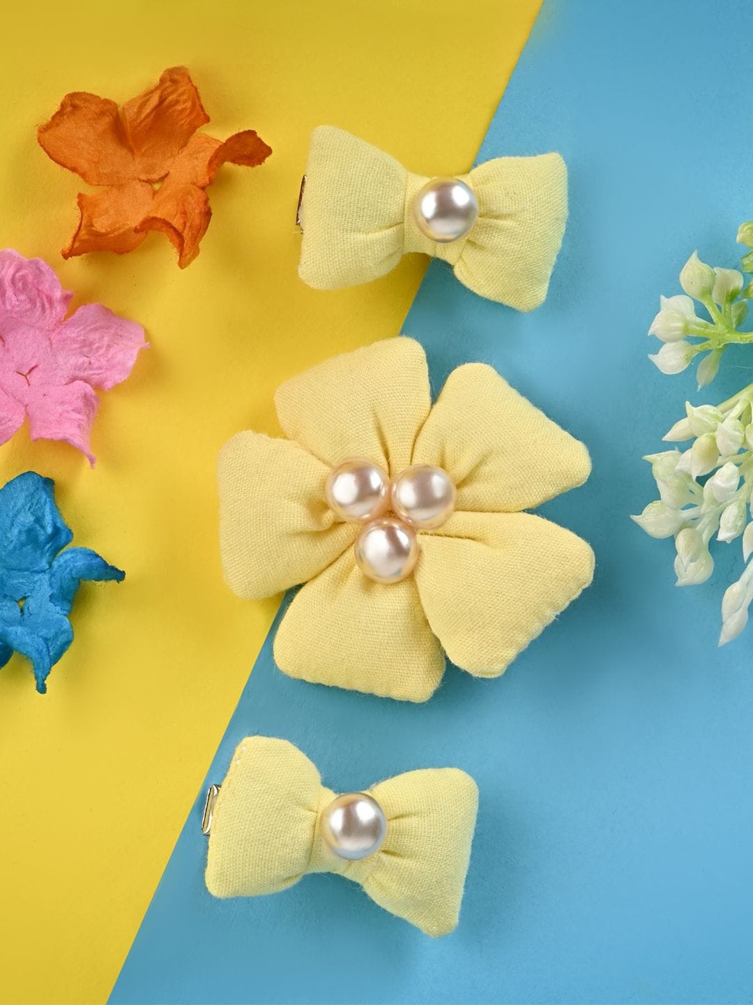 

Asthetika Kids Girls Set of 3 Alligator Hair Clip, Yellow
