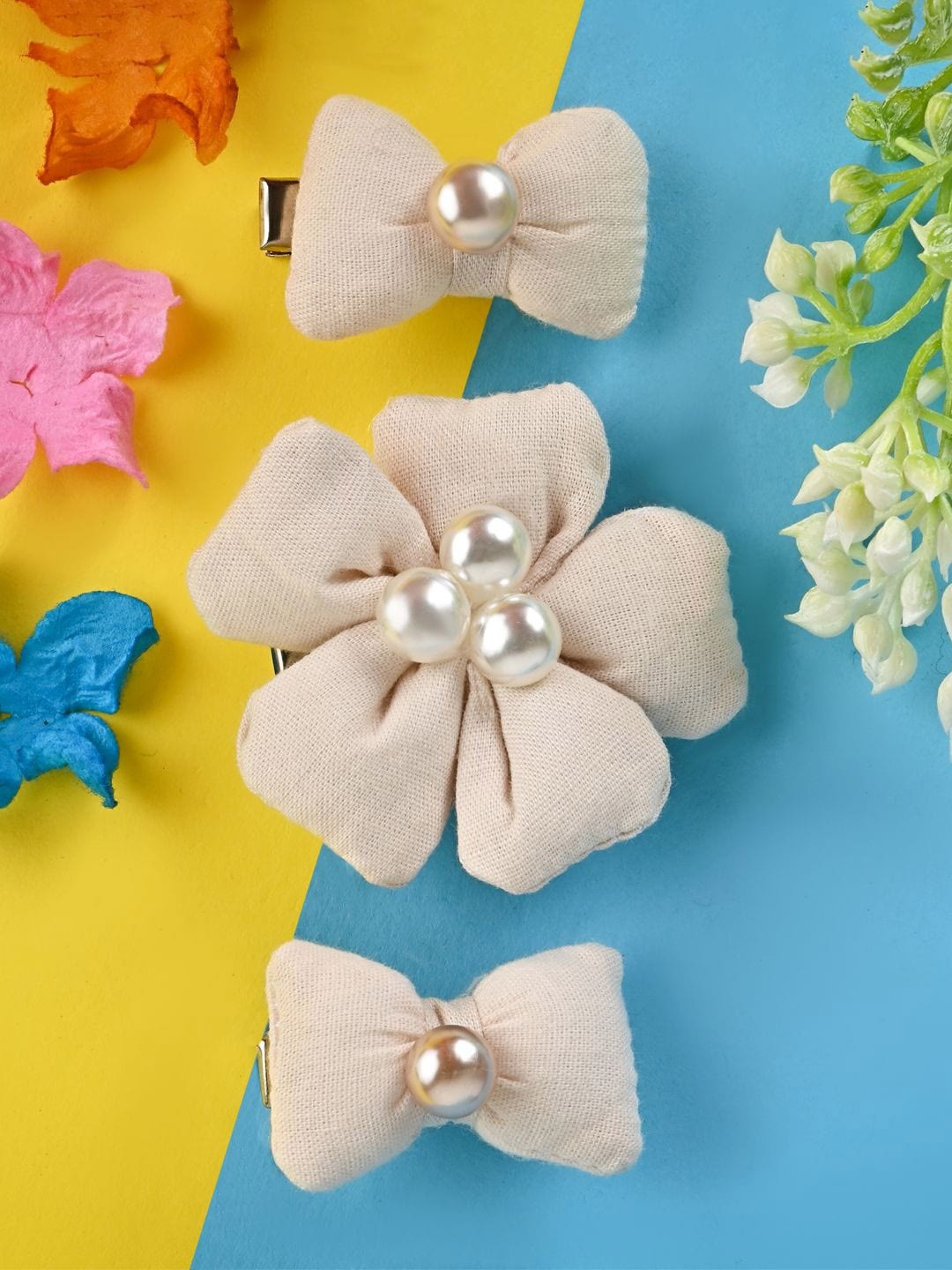 

Asthetika Kids Girls Set of 3 Beaded Alligator Hair Clip, Cream