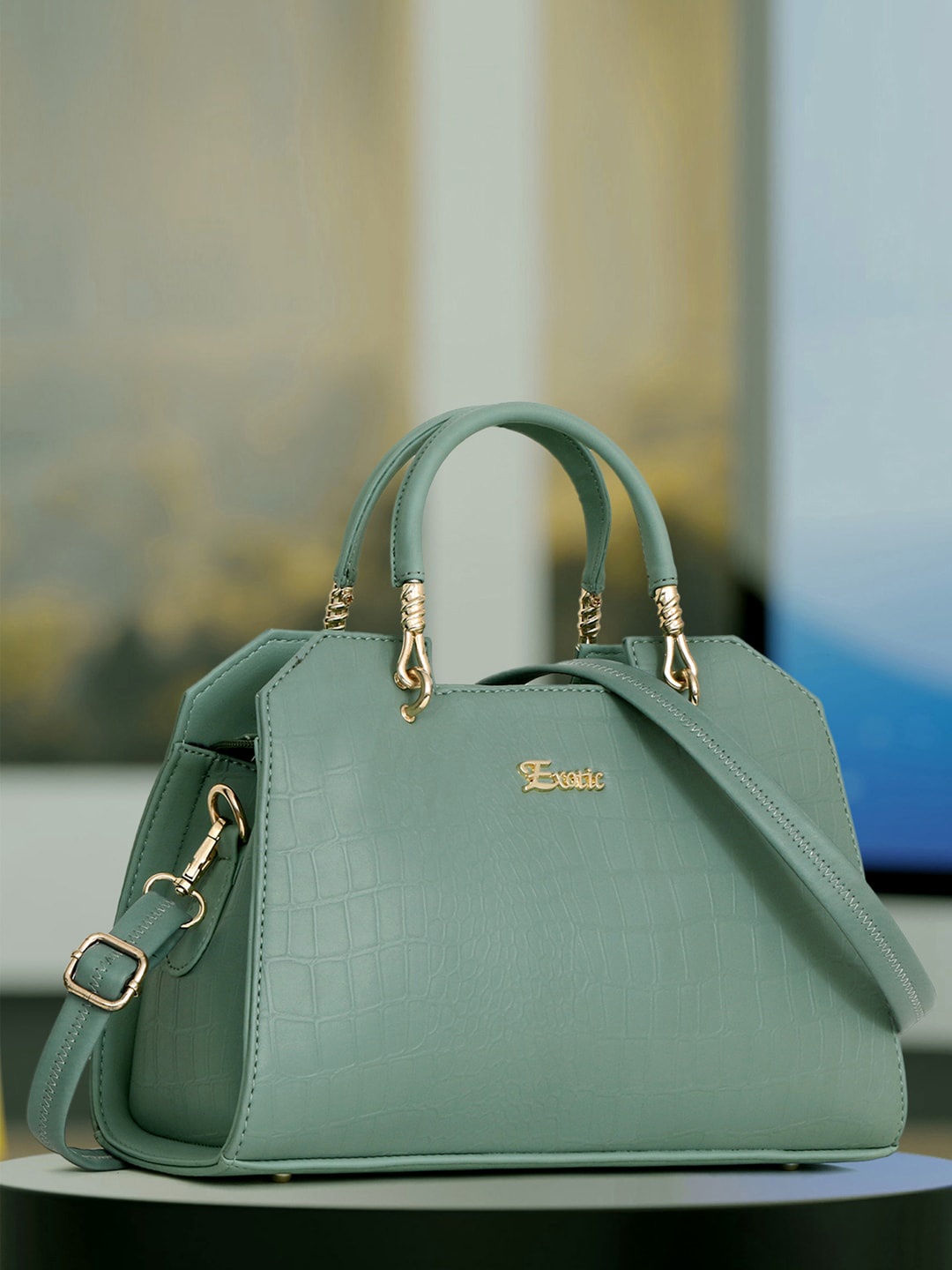 

Exotic Textured Structured Handheld Bag, Green