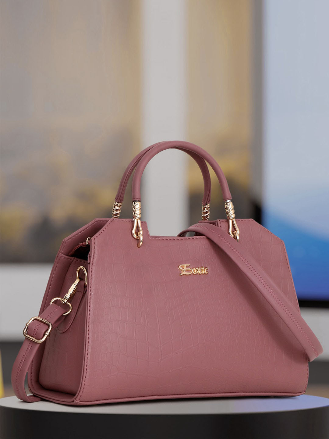 

Exotic Textured Structured Handheld Bag, Peach