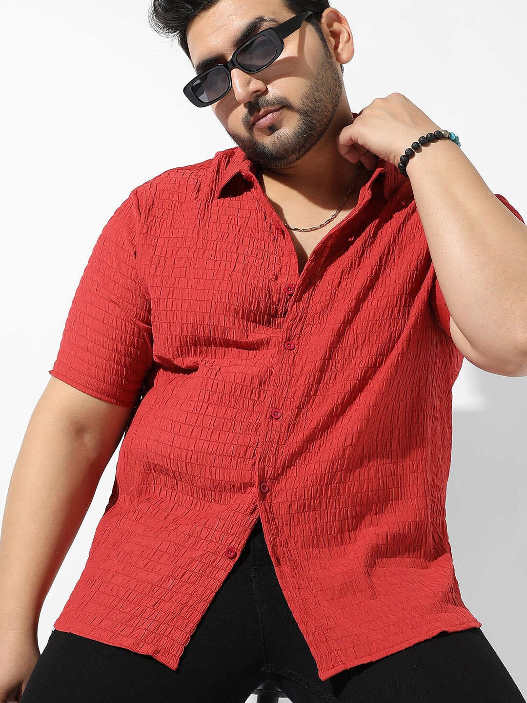 Instafab Plus Plus Size Self Design Spread Collar Casual Shirt, Red